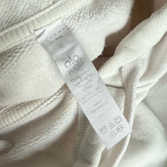 ALO Yoga Off-White Sweatshirt - Picture 3 of 3